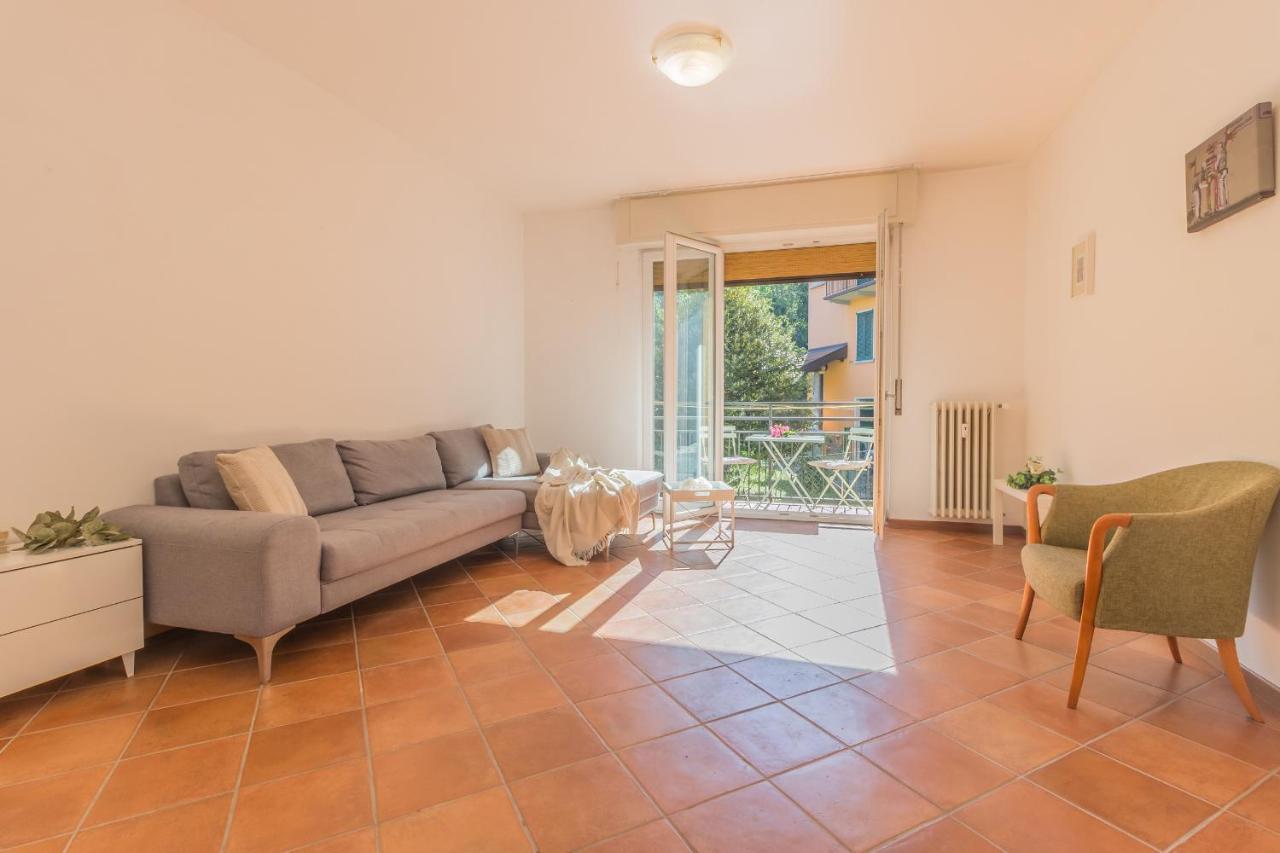 Casa Bobbie Apartment Varenna Bagian luar foto