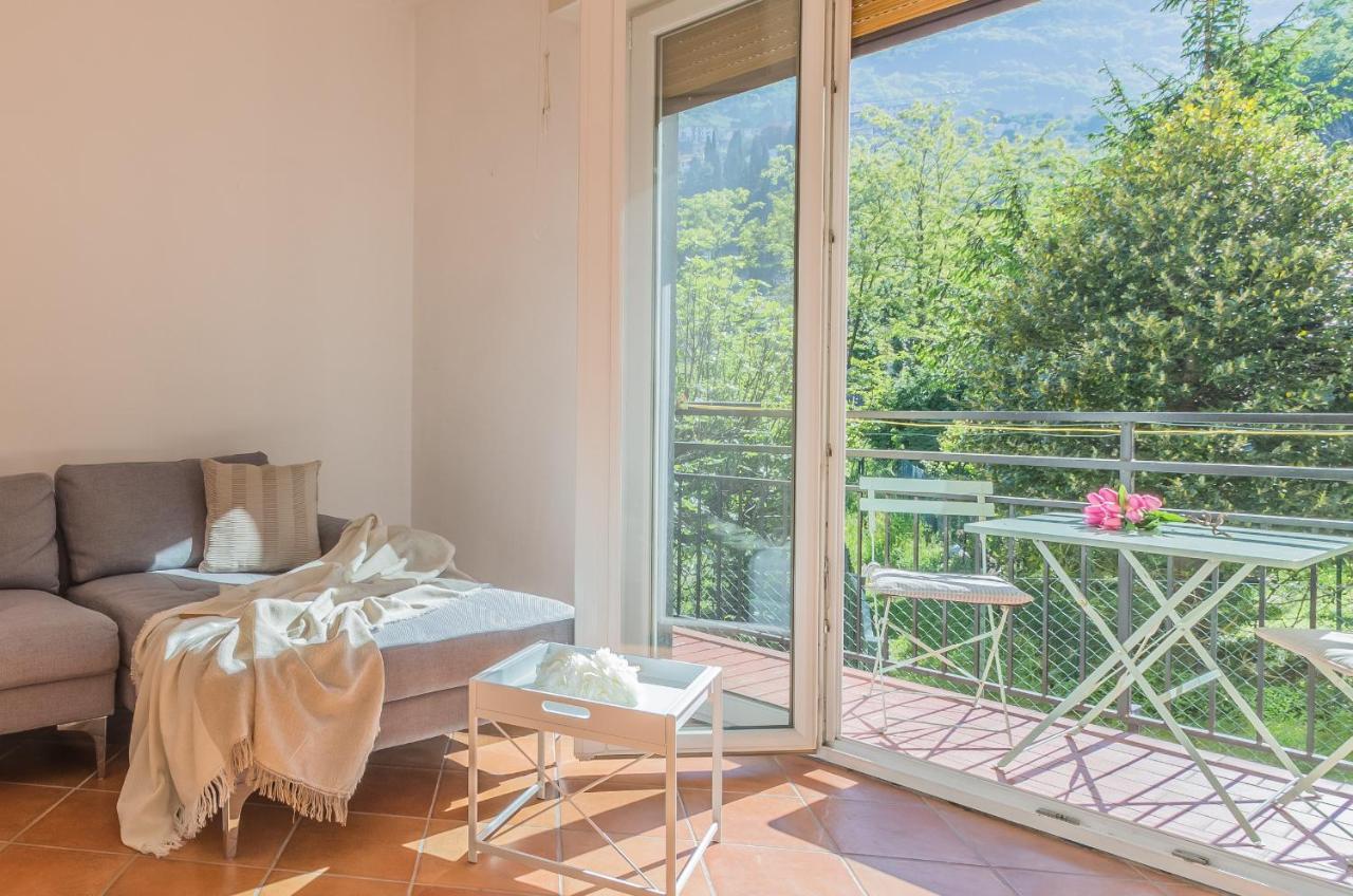 Casa Bobbie Apartment Varenna Bagian luar foto