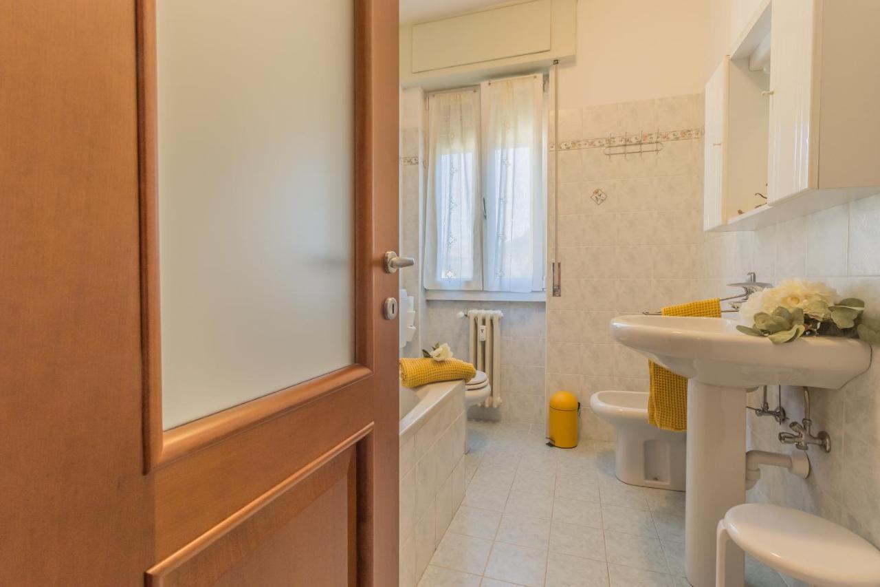 Casa Bobbie Apartment Varenna Bagian luar foto